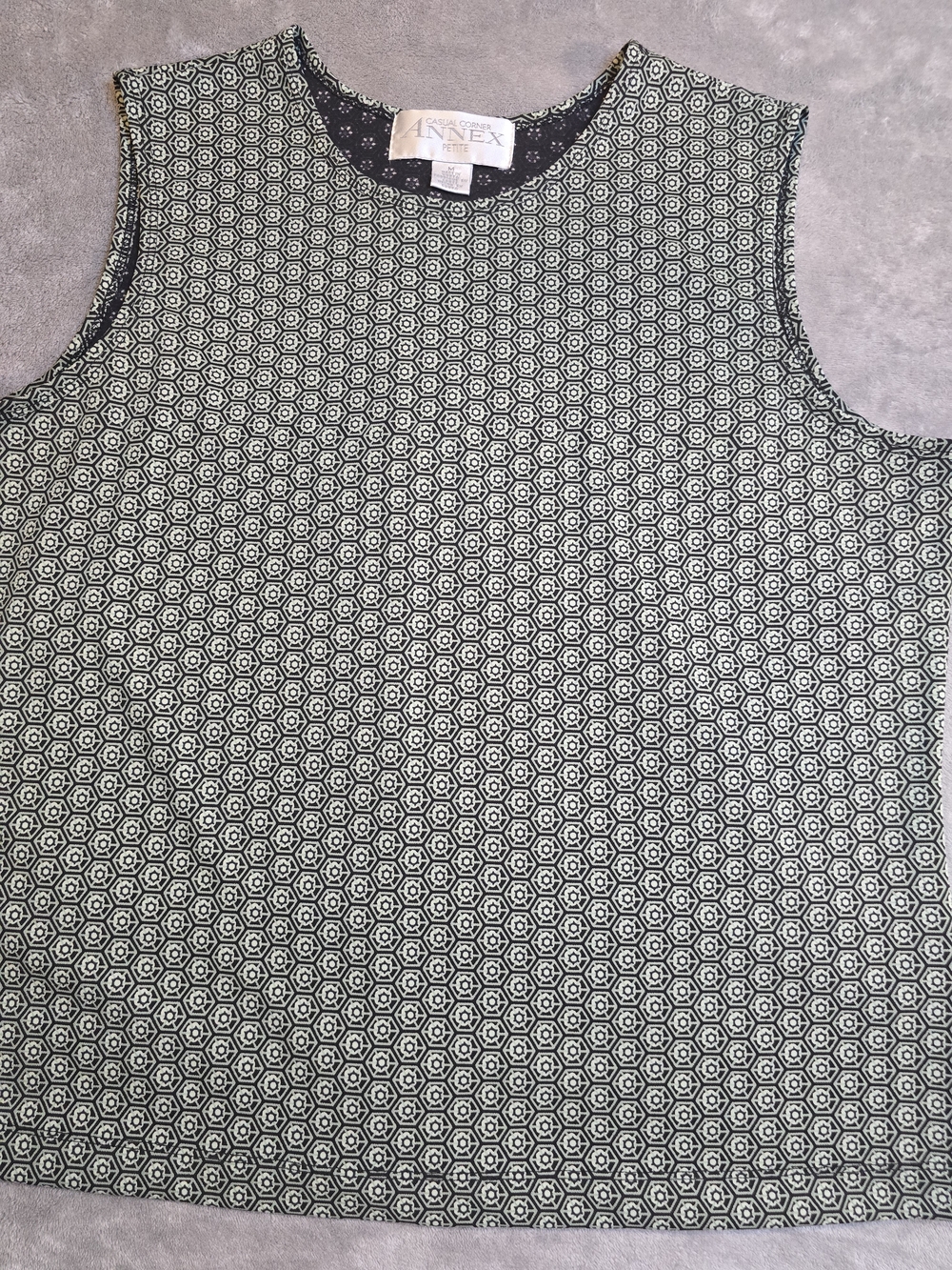 Vintage Casual Corner Annex Petite Geometric Sleeveless Top - Black & Gray
